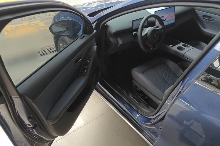 Used Baojun Enjoy 2025 Plug-in Hybrid 140km Luxury Edition Driver Seat
