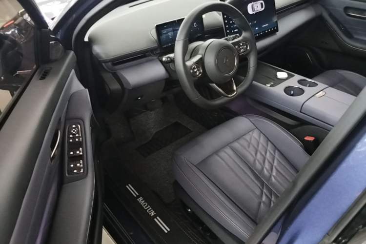 Used Baojun Enjoy 2025 Plug-in Hybrid 140km Luxury Edition Driver Seat