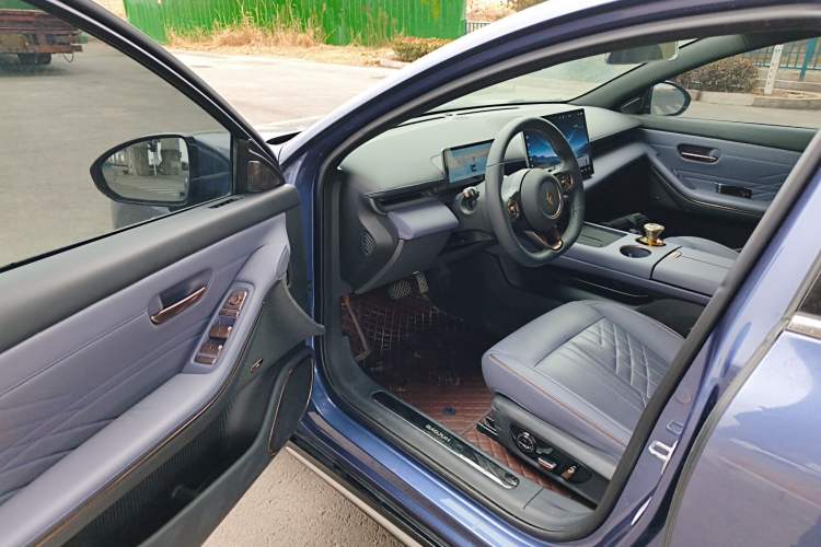 Used Baojun Enjoy 2025 All-Electric 600km Luxury Edition Driver Seat