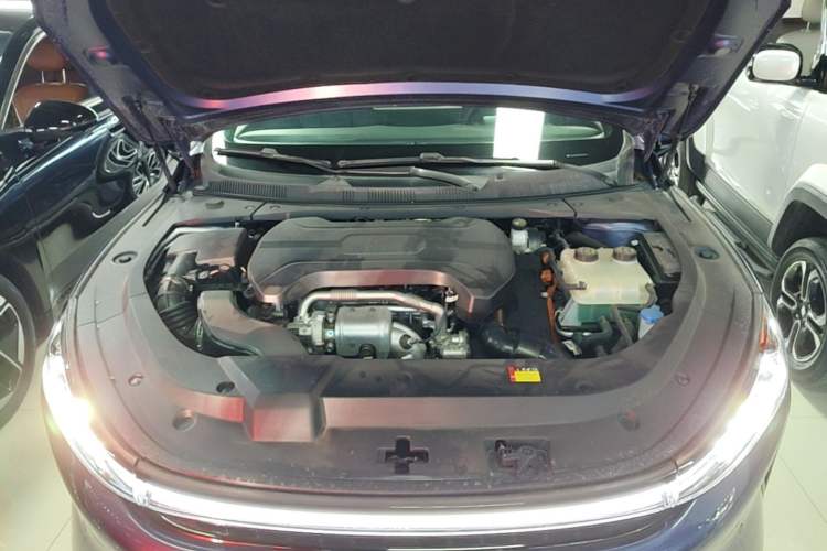 Used Baojun Enjoy 2025 Plug-in Hybrid 140km Luxury Edition Engine Bay