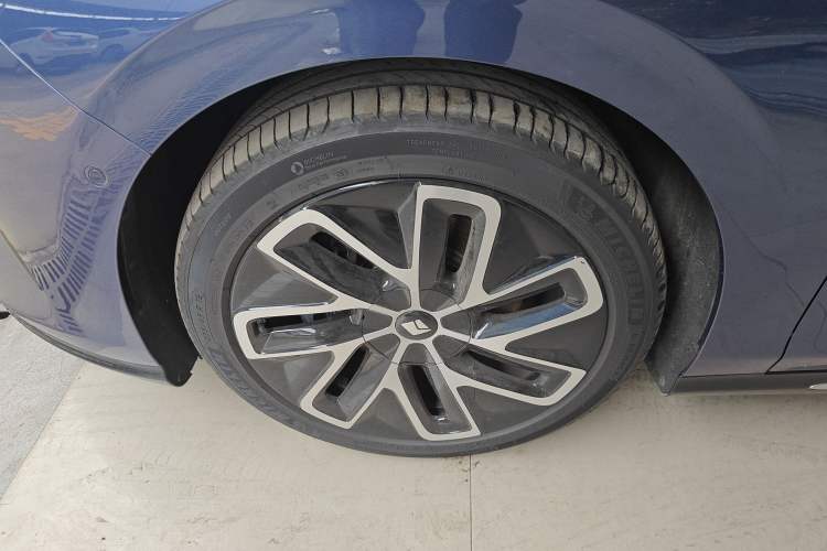 Used Baojun Enjoy 2025 Plug-in Hybrid 140km Luxury Edition Exterior 4