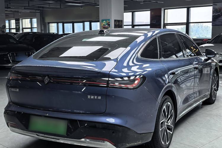 Used Baojun Enjoy 2025 Plug-in Hybrid 140km Luxury Edition Exterior 5