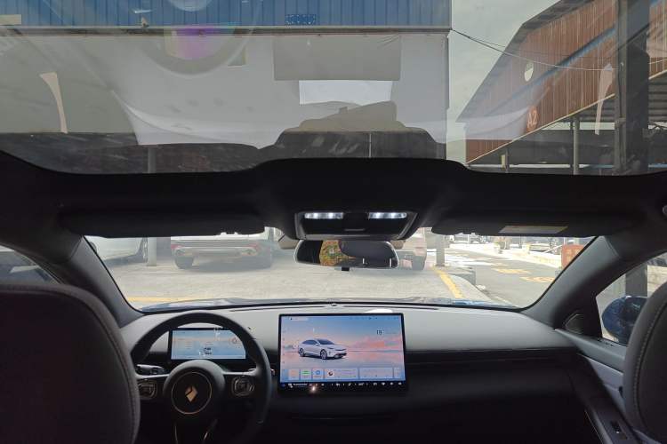 Used Baojun Enjoy 2025 Plug-in Hybrid 140km Luxury Edition Headliner