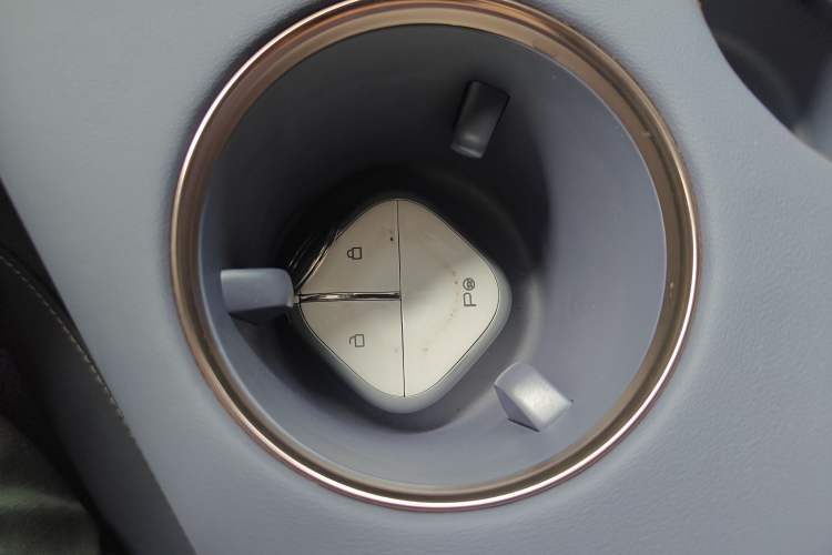 Used Baojun Enjoy 2025 Plug-in Hybrid 140km Luxury Edition Interior 1