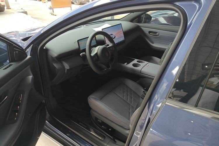 Used Baojun Enjoy 2025 Plug-in Hybrid 140km Luxury Edition Left Front Seat