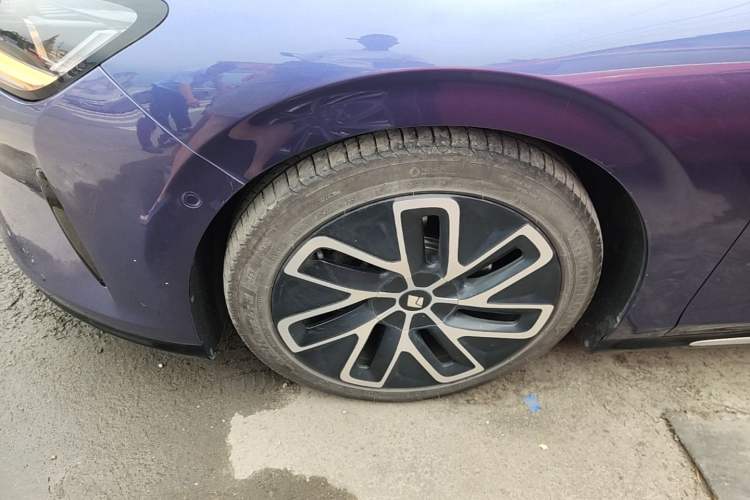 Used Baojun Enjoy 2025 Plug-in Hybrid 140km Luxury Edition Left Front Wheel Hub