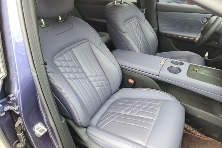 Used Baojun Enjoy 2025 Plug-in Hybrid 140km Luxury Edition Right Front Seat