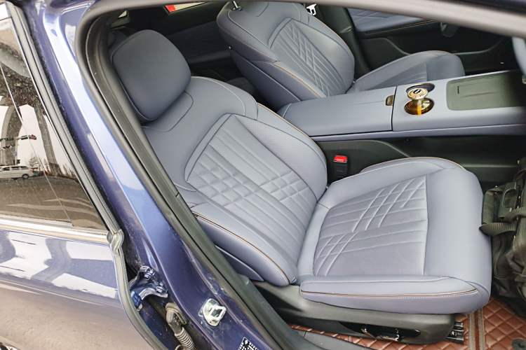 Used Baojun Enjoy 2025 All-Electric 600km Luxury Edition Right Front Seat