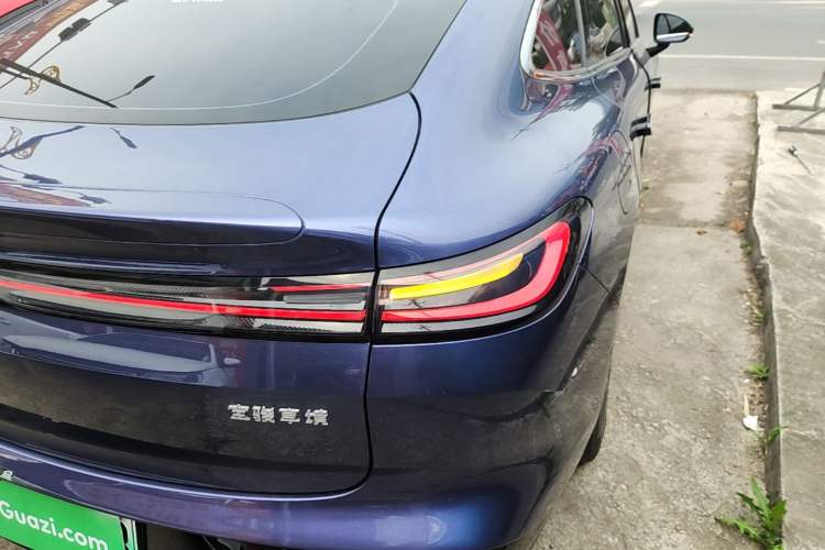 Used Baojun Enjoy 2025 Plug-in Hybrid 140km Luxury Edition Right Rear Taillight