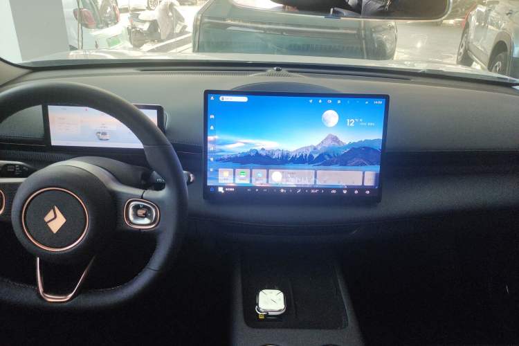 Used Baojun Enjoy 2025 All-Electric 600km Luxury Edition Audio And AC Panel