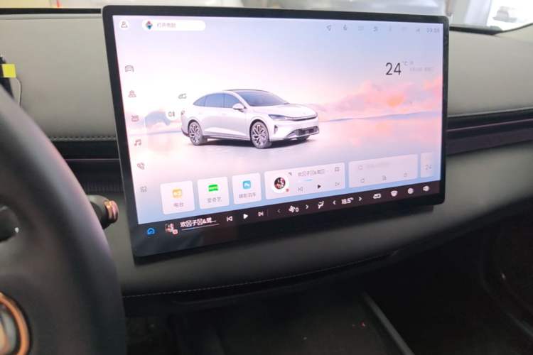 Used Baojun Enjoy 2025 Plug-in Hybrid 140km Luxury Edition Audio And AC Panel