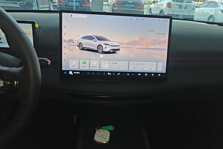 Used Baojun Enjoy 2025 Plug-in Hybrid 140km Luxury Edition Audio And AC Panel