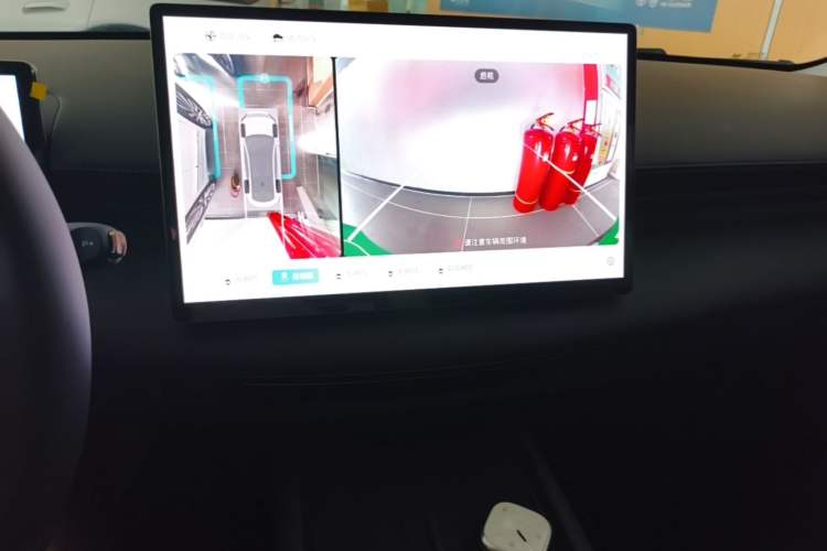Used Baojun Enjoy 2025 All-Electric 600km Luxury Edition Audio And AC Panel