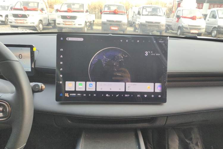 Used Baojun Enjoy 2025 All-Electric 600km Luxury Edition Audio And AC Panel
