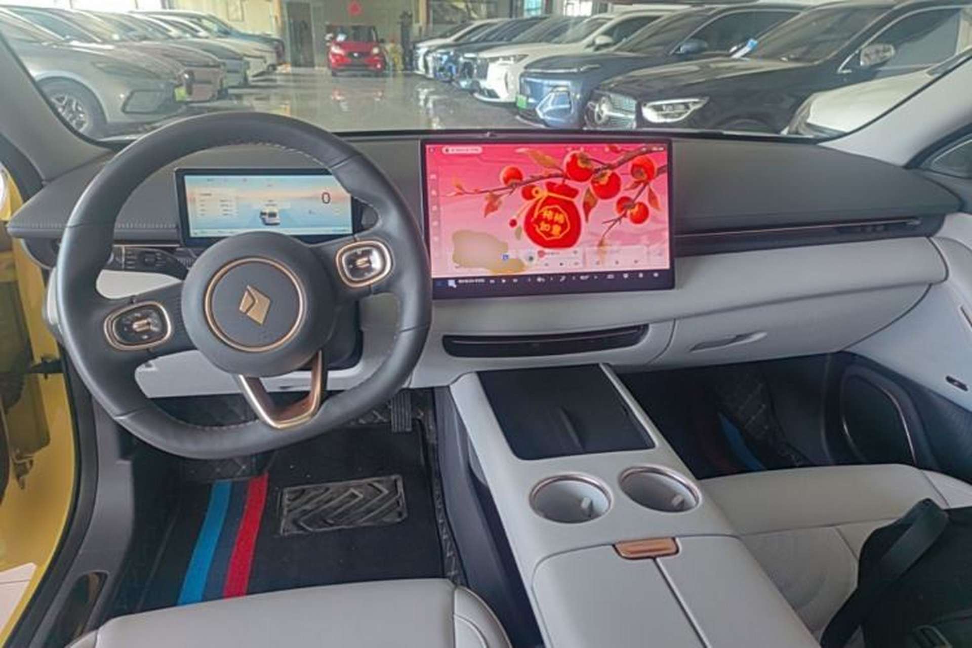 Used Baojun Enjoy 2025 Plug-in Hybrid 140km Luxury Edition Center Console