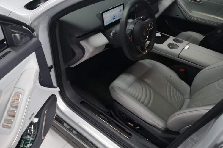 Used Baojun Enjoy 2025 All-Electric 600km Luxury Edition Driver Seat