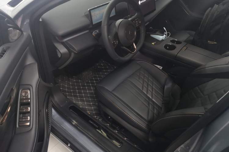 Used Baojun Enjoy 2025 All-Electric 600km Luxury Edition Driver Seat
