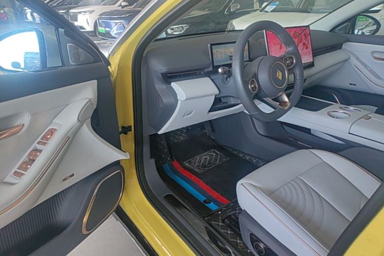 Used Baojun Enjoy 2025 Plug-in Hybrid 140km Luxury Edition Driver Seat