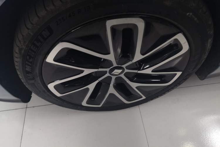 Used Baojun Enjoy 2025 All-Electric 600km Luxury Edition Exterior 4
