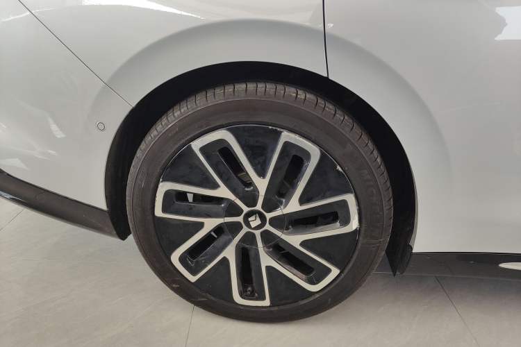 Used Baojun Enjoy 2025 All-Electric 600km Luxury Edition Exterior 5