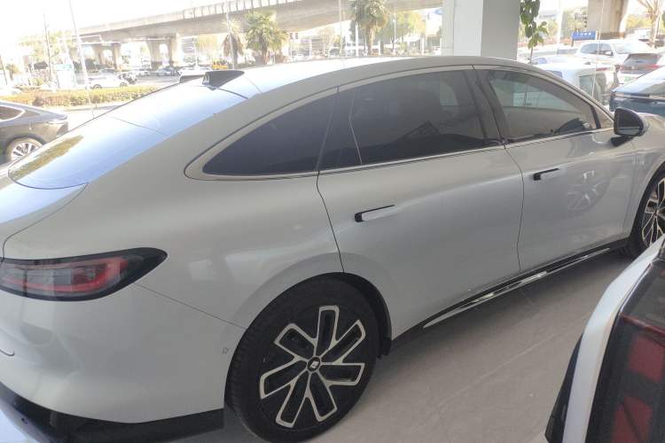 Used Baojun Enjoy 2025 All-Electric 600km Luxury Edition Exterior 5