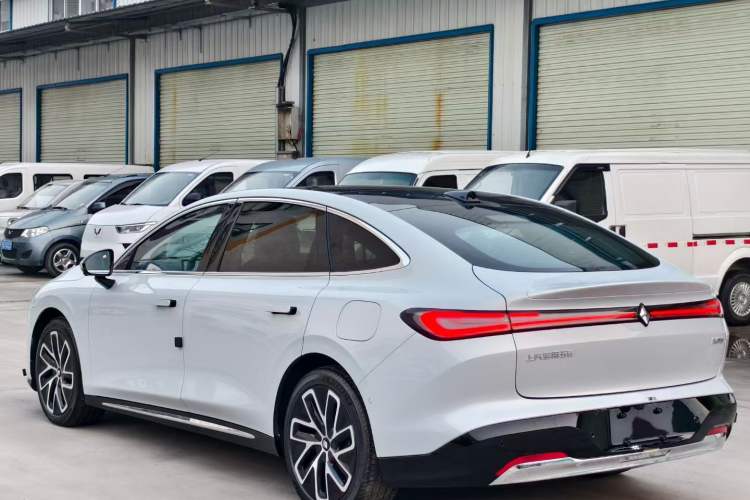 Used Baojun Enjoy 2025 Plug-in Hybrid 140km Luxury Edition Exterior 7