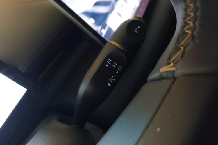 Used Baojun Enjoy 2025 All-Electric 600km Luxury Edition Gear Lever
