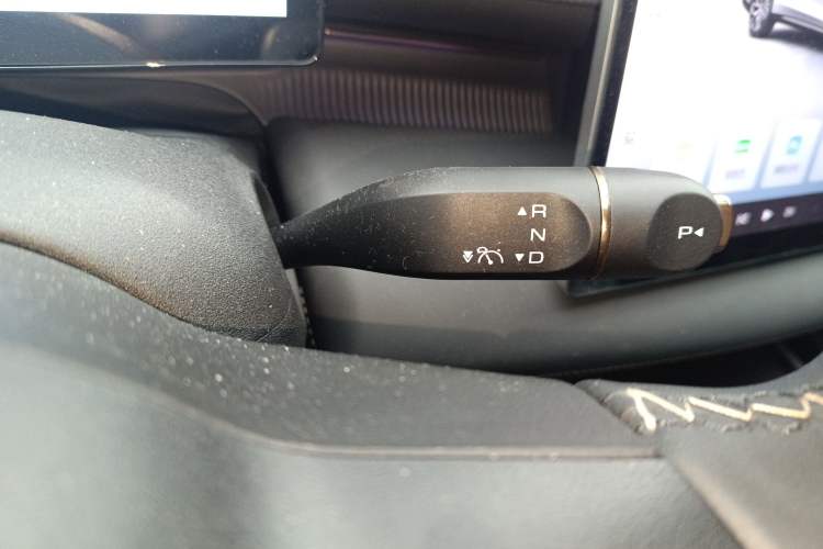 Used Baojun Enjoy 2025 All-Electric 600km Luxury Edition Gear Lever