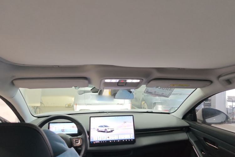 Used Baojun Enjoy 2025 Plug-in Hybrid 140km Luxury Edition Headliner