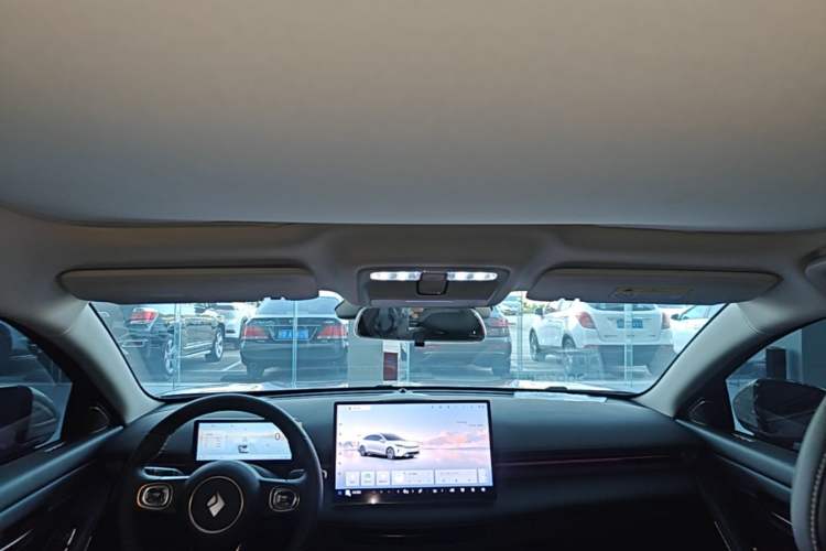 Used Baojun Enjoy 2025 Plug-in Hybrid 140km Luxury Edition Headliner