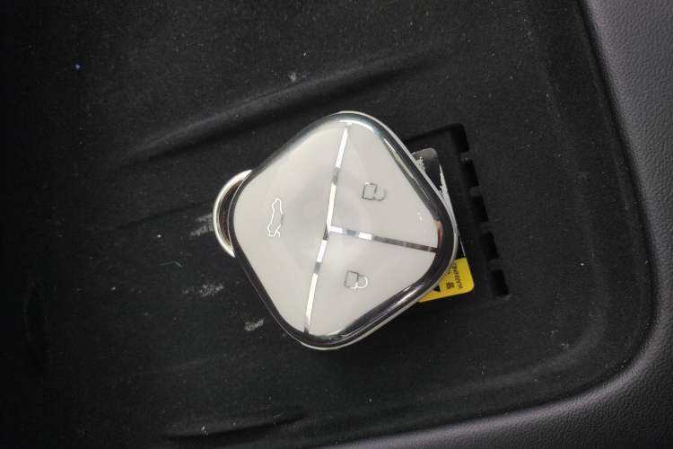 Used Baojun Enjoy 2025 All-Electric 600km Luxury Edition Interior 1