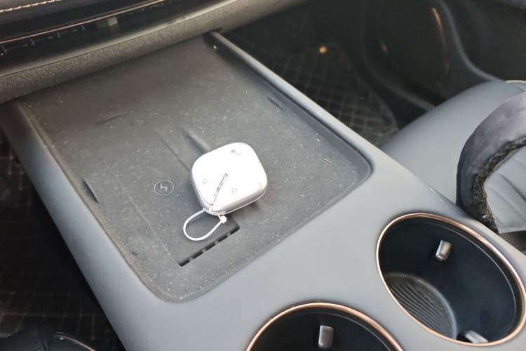 Used Baojun Enjoy 2025 Plug-in Hybrid 140km Luxury Edition Interior 1