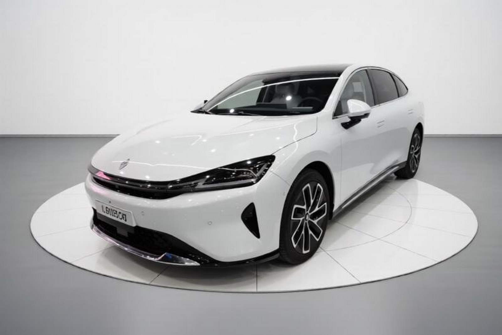Фото Baojun с площадки