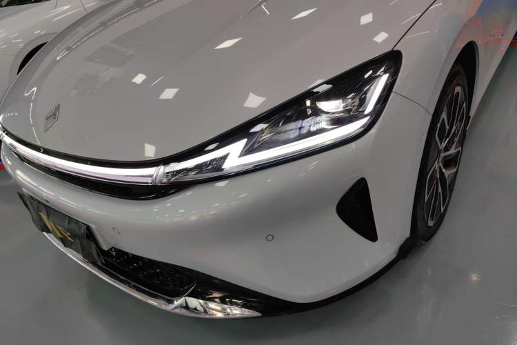 Used Baojun Enjoy 2025 Plug-in Hybrid 140km Luxury Edition Left Front Headlight