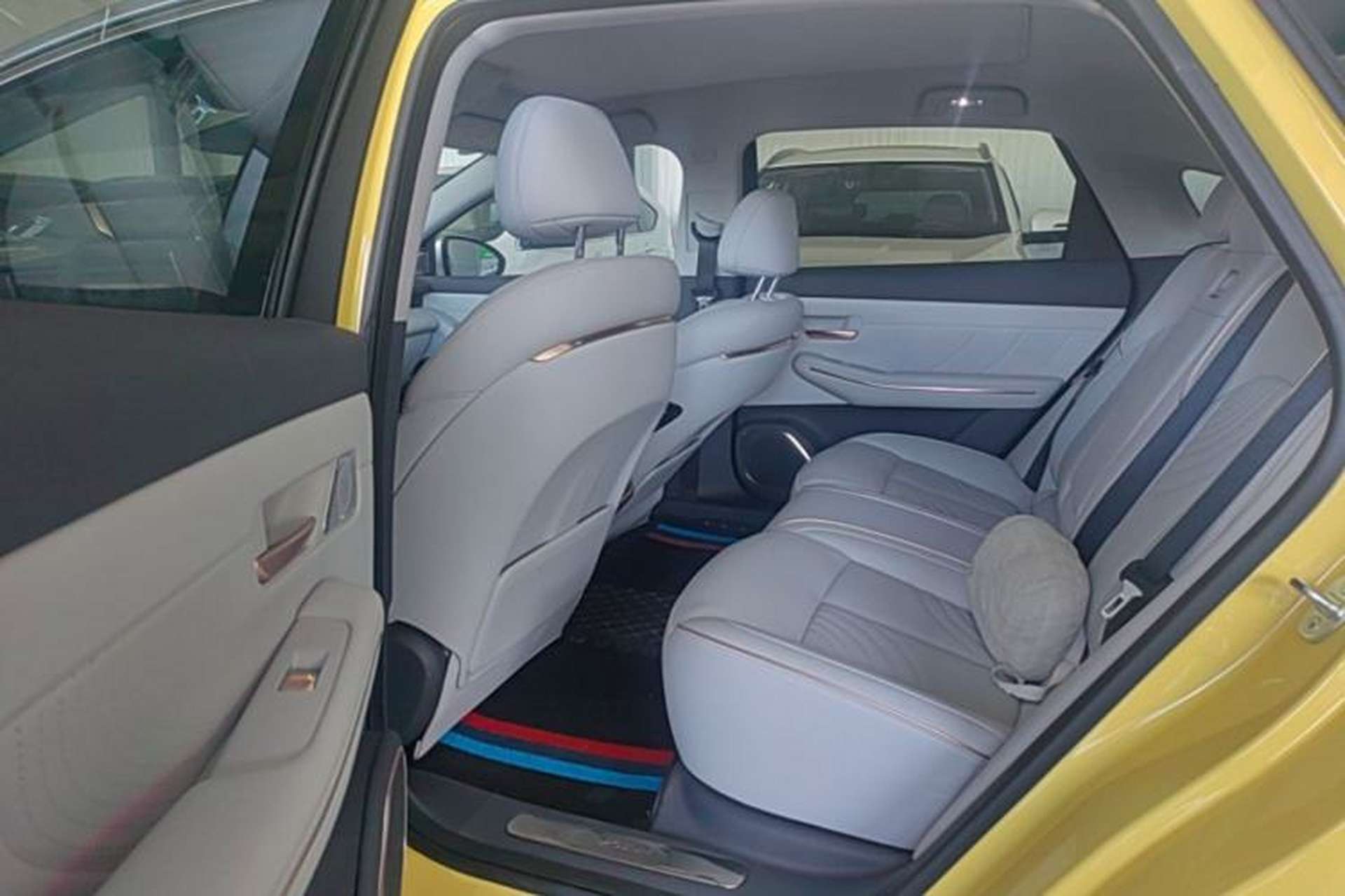 Used Baojun Enjoy 2025 Plug-in Hybrid 140km Luxury Edition Left Rear Seat