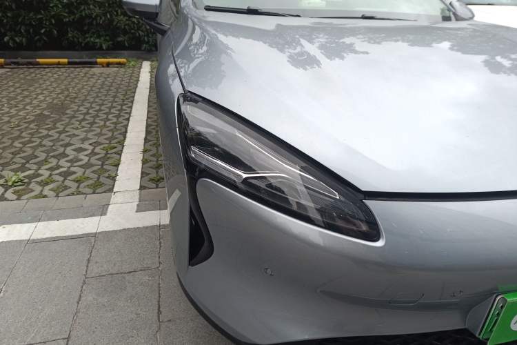 Used Baojun Enjoy 2025 All-Electric 600km Luxury Edition Right Front Headlight