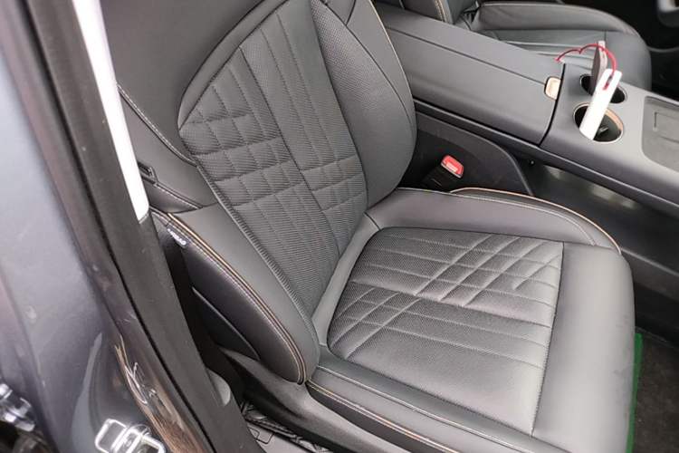 Used Baojun Enjoy 2025 Plug-in Hybrid 140km Luxury Edition Right Front Seat