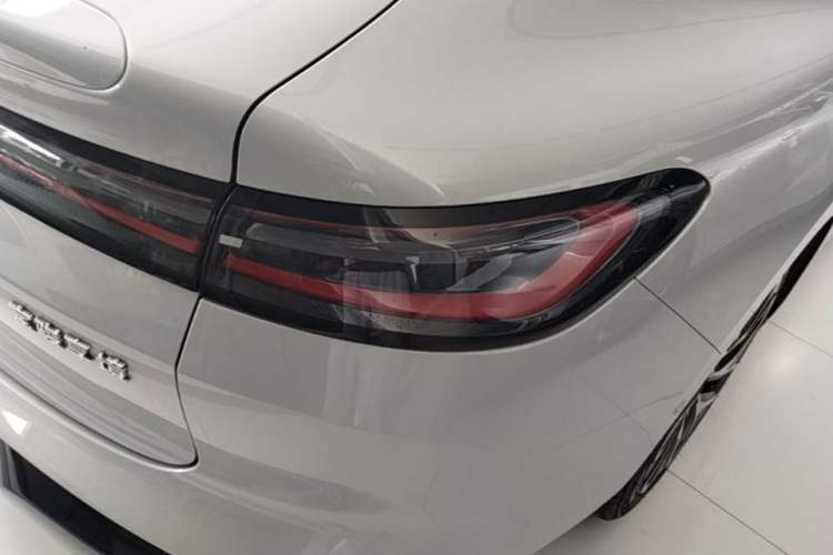 Used Baojun Enjoy 2025 All-Electric 600km Luxury Edition Right Rear Taillight