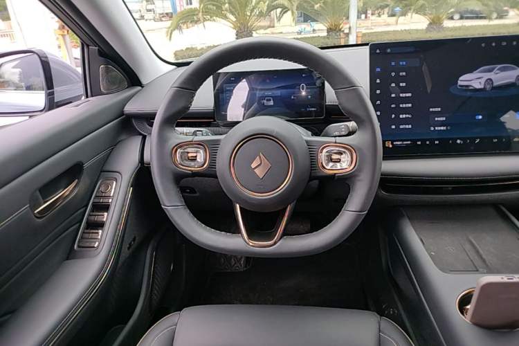 Used Baojun Enjoy 2025 Plug-in Hybrid 140km Luxury Edition Steering Wheel