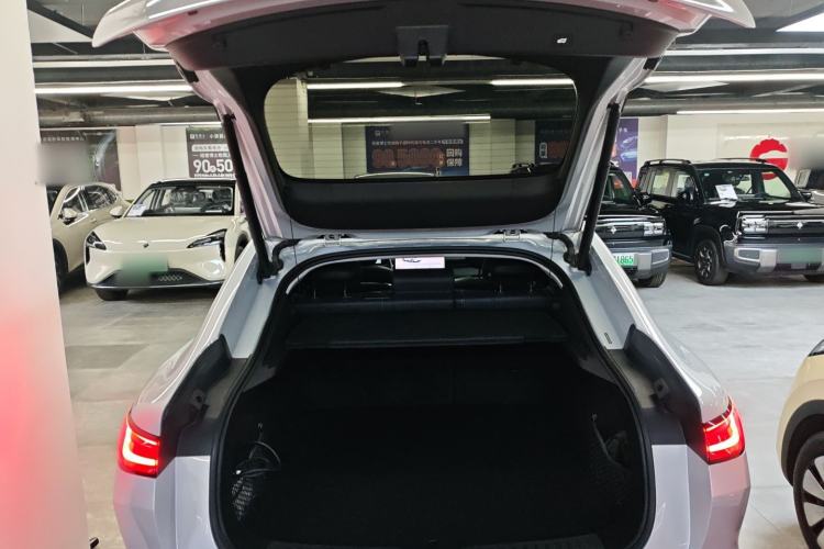 Used Baojun Enjoy 2025 All-Electric 600km Standard Version Trunk