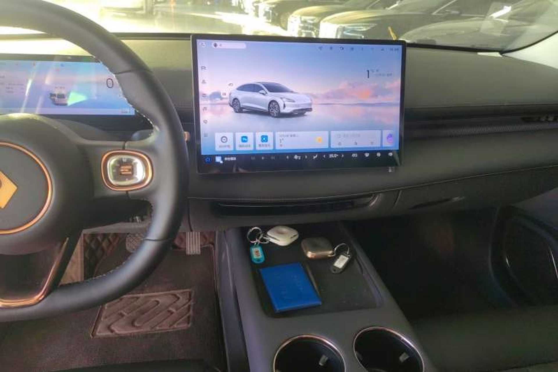 Used Baojun Enjoy 2025 All-Electric 600km Luxury Edition Audio And AC Panel
