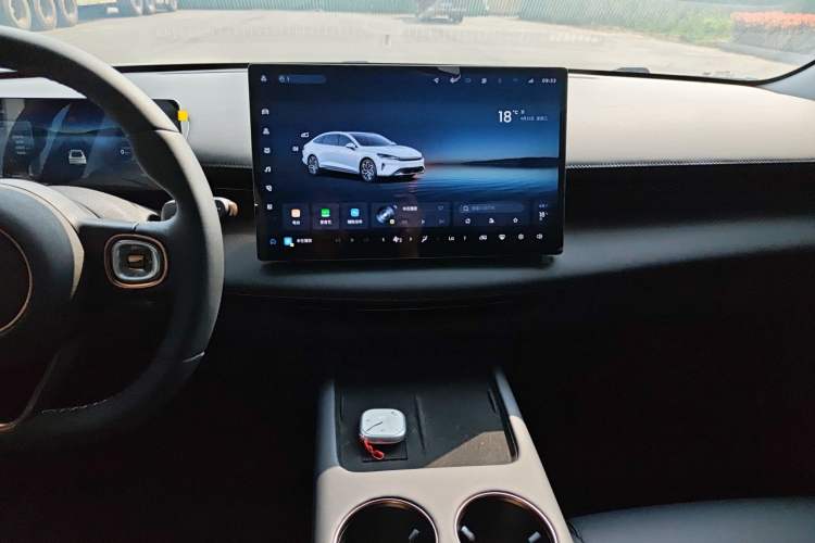 Used Baojun Enjoy 2025 Plug-in Hybrid 140km Luxury Edition Audio And AC Panel