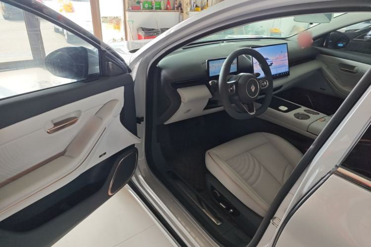 Used Baojun Enjoy 2025 Plug-in Hybrid 140km Luxury Edition Driver Seat