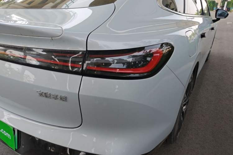 Used Baojun Enjoy 2025 Plug-in Hybrid 140km Luxury Edition Exterior 3