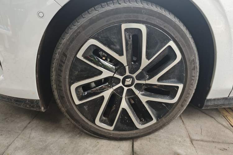 Used Baojun Enjoy 2025 All-Electric 600km Luxury Edition Exterior 3