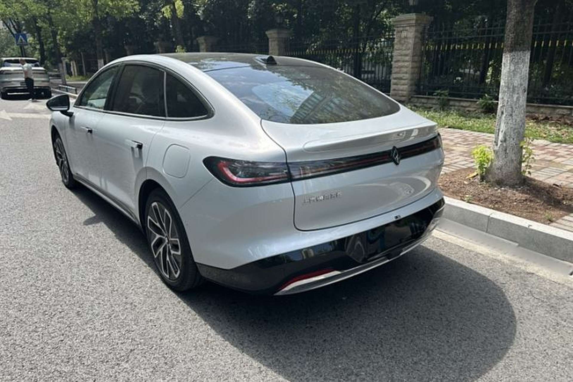 Used Baojun Enjoy 2025 Plug-in Hybrid 140km Luxury Edition Exterior 7