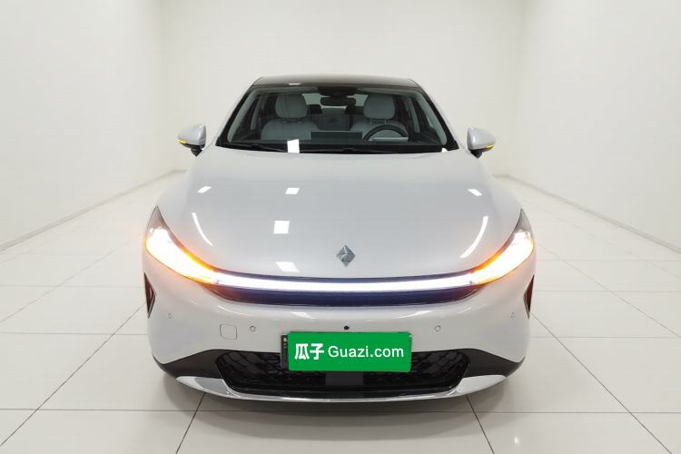 Used Baojun Enjoy 2025 Plug-in Hybrid 140km Luxury Edition Front