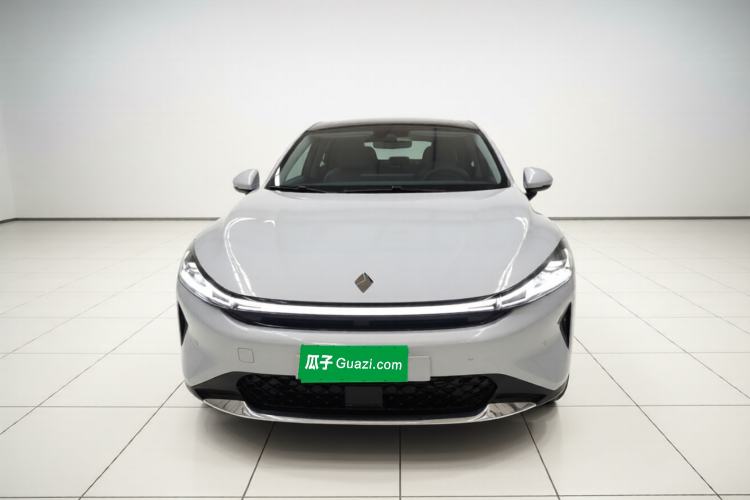 Used Baojun Enjoy 2025 Plug-in Hybrid 140km Standard Version Front