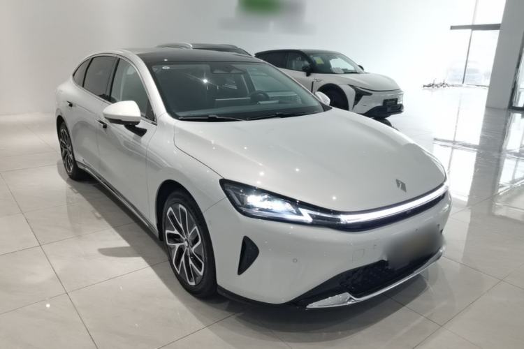 Used Baojun Enjoy 2025 Plug-in Hybrid 140km Luxury Edition Front Right 45 Deg