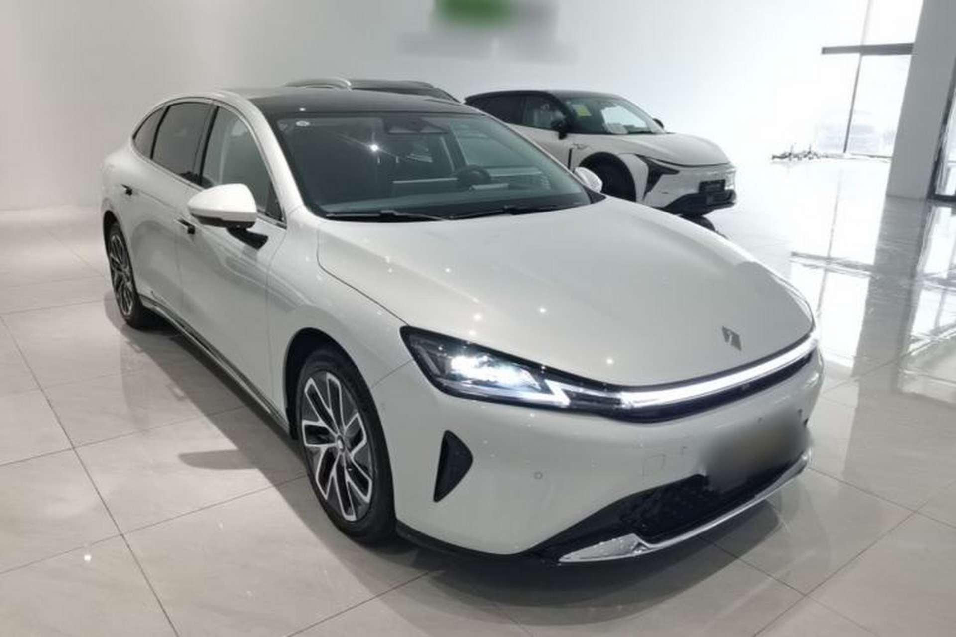 Used Baojun Enjoy 2025 Plug-in Hybrid 140km Luxury Edition Front Right 45 Deg